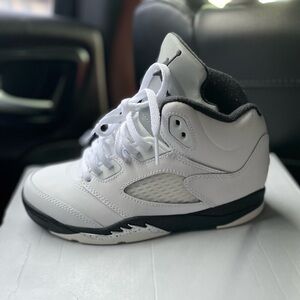 Jordan 5s . Size 2 1/2 . Never worn .